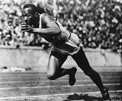En esa oportunidad, se televisaron en directo los juegos, por primera vez en la historia, aunque sólo en la capital. Jesse Owens Sigue Dejando Luces Y Sombras 40 Anos Despues De Morir En Espanol Chicago Tribune