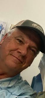 Whoever added his eyes... 👀 love it 🤣