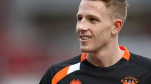 Callum Howe: Southport sign Lincoln City defender