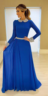 Somehow this stunner makes it all work together for one spectacular (and easy). 24 Gorgeous Fall Wedding Guest Dresses Wedding Dresses Guide Fall Wedding Guest Dress Wedding Guest Dress Evening Dress Beaded