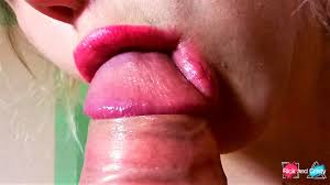 Fellation détaillée en gros plan, avec crépitation orale !