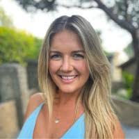 Kara Backus's Instagram, Twitter & Facebook