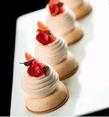 Vacherin Pamplemousse Bastien Girard Potel Et Chabot 2016 Desserts A L Assiette Gateaux Et Desserts Patisserie