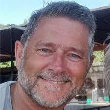 Tom Viersen's Instagram, Twitter & Facebook