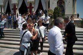 Eveniment de însemnătate aparte pentru credincioşii ortodocşi din capitală. Am Fost La Braul Maicii Domnului In Voluntari Èi Am InÈeles La Ce E BunÄ Religia In PoliticÄ