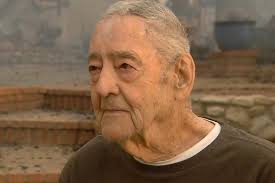 California despliega la Guardia Nacional tras devastadores incendios  forestales que matan a 5 personas, dejan a 360.000 personas sin  electricidad y queman 28.000 acres