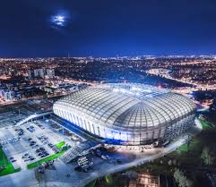 Arena, na której występują piłkarze lecha poznań od teraz nazywać będzie się inea stadion. Lech Poznan Home Facebook