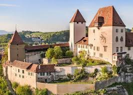Schloss burgdorf) is a castle in the municipality of burgdorf in the canton of bern in switzerland. Unterhaltskonzept Schloss Burgdorf Kaufmann Und Arm Ag