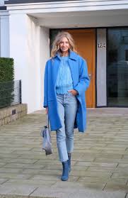 Monochrome Monday Himmelblau In 2020 Modestil Outfit Outfit Ideen