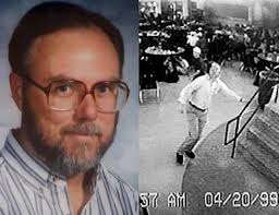 What happened to Sanders after he was shot and fell into barb wire in the  Combat! episode?