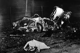 Für die zeit nach ihrem tod hat das mädchen außerdem ein ganz spezielles anliegen. Zum 60 Todestag Ruckblick Auf James Deans Letzte Fahrt Autobild De