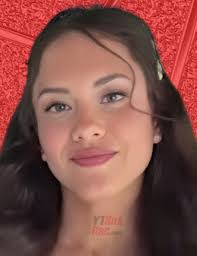 Amber Fields's Instagram, Twitter & Facebook