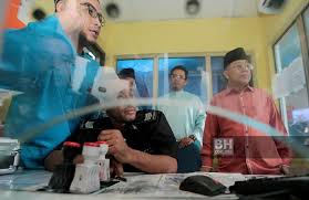 For more information and source, see on this link : Cuepacs Mohon Kerajaan Pertimbang Bonus Aidilfitri Bagi Penjawat Awam