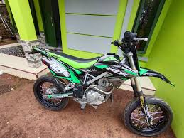 Halo moladiners.modifikasi kawasaki klx 150 ini buat dengan berbagai paduan part dari honda crf 230 dan kawasaki klx. Klx Supermoto Home Facebook