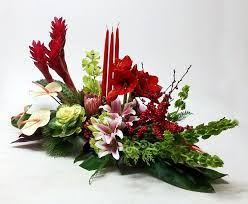 What To Expect From Modern Design Christmas Floral Arrangements Flower Delivery Singapore Christmas Floral Arrangements Christmas Flower Arrangements Christmas Arrangements Centerpieces