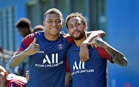 Home & 3rd kit away. Paris Saint Germain Made Its Debut With The New Nike 2020 2021 Training Kit