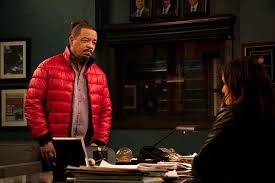 News & interviews for law & order: Law And Order Svu Season 22 Episode 13 Photos Trick Rolled At The Moulin Seat42f