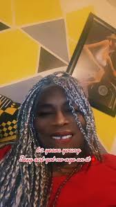 Fb please help me wish Darnell HarrisCarnell Harris a happy birthday I  still don't know them apart may your day be filled with joy and may you  have many many more happy