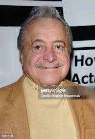 108 The Howard Fine Acting Studio 2005 Winter Wonderful Benefiting Toys For  Tots Stock Photos, High-Res Pictures, and Images