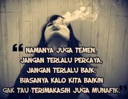 Silahkan kunjungi postingan kata kata sindiran halus buat orang munafik bahasa jawa untuk membaca artikel selengkapnya dengan klik link di atas. 20 Gambar Dp Bbm Kata Kata Teman Munafik