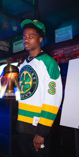 Tyquian terrel bowman, known better by his stage name, quando rondo is an american singer, rapper, and songwriter. Rapper Wallpaper Iphone Roddy Ricch Wallpaper Novocom Top