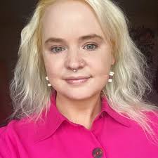 Jamie Canavan's Instagram, Twitter & Facebook