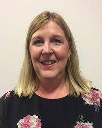 Lisa Gadd's Instagram, Twitter & Facebook