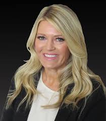 Danielle Klemm's Instagram, Twitter & Facebook