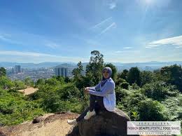 There are no markings for the trail. Bukit Besi Alam Damai Cheras Iena Lifestyle Blogger