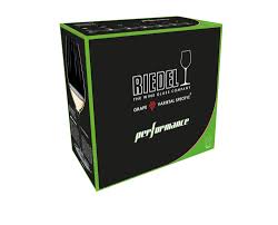 Founded in 1756, austria s riedel crystal is the world s premier manufacturer of wine glasses and has always catered to the fine wine connoisseur. Riedel Performance Riesling