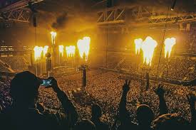 Главная • спортивные комплексы • газпром арена • на календаре. Ogloh Ohrip Schastliv Kak Na Gazprom Arene Proshel Koncert Rammstein S 60 Tysyachami Zritelej I Chto O Nem Govoryat Peterburzhcy Bumaga