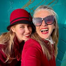 Igor A. Pessoa from Brazil (one of my favourite countries) is wondering  which Australian cities have breath practitioners, so he can direct his  friend to one. Any clues