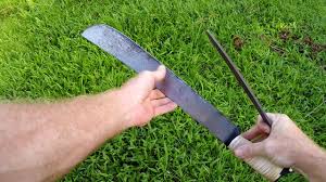 There is always going to be a moment when you need to sharpen your knife, but do not have any. How To Sharpen A Machete With A File Youtube