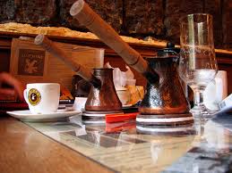 The capsule has a foil top. Coffee Machine Definition And Synonyms Of Coffee Machine In The English Dictionary