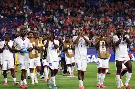 Seleção "exilada", estádio sitiado e técnico que nunca pisou no país: a saga do Haiti, próximo adversário do Brasil