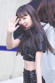 Pin De Ashley Em Kpop Body Goals Em 2020 Seulgi Imagens Femininas Looks