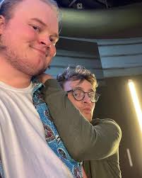 Adam Riva (@adam.riva) • Instagram photos and videos