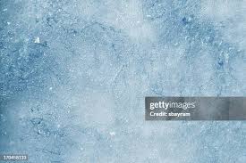 Image result for tbn:NWpZ4R9pX7ItUM::www.aullidos.com/imagenes/caratulas/escalofrio.jpg