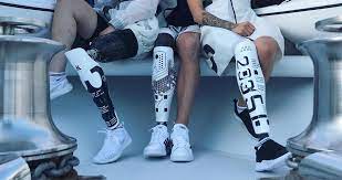 'outfeet' by recent industrial design graduate aviya serfaty is a new prosthetic leg designed especially for amputee women. Prosthetic Leg Covers As Custom Wearable Art
