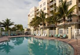 A beloved boutique hotel on the edge of the gulf of mexico, sanibel island beach resort wraps guests in a warm embrace of old florida charm. Hotel Residence Inn Fort Myers Sanibel Fort Myers Trivago De