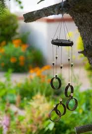 Creer Un Jardin Du Vent Idees Et Astuces Carillon A Vent Jardins Jardin Sensoriel