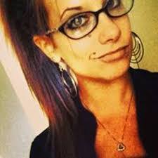 Noelle Platt's Instagram, Twitter & Facebook