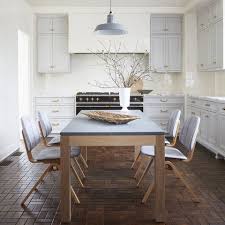The neck has a white central stripe. How To Choose An Interior Paint Color Best Wall Paint Colors By State