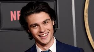 Felix Mallard : 4 secrets à connaître sur l'acteur australien, le craquant  Marcus de "Ginny & Georgia" sur Netflix