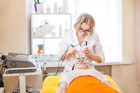 The qualifications to become a medical esthetician vary by jurisdiction as well as by employer. How To Find The Right Medical Aesthetics Program For You Apt Injection Training