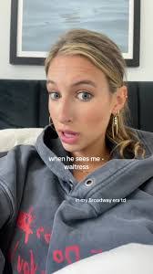 Molly Bergman's Instagram, Twitter & Facebook