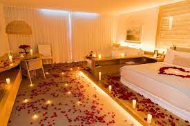 Hotel room designing is a vast genre that takes in account the type, layout, furniture and style of the designing interiors for hotel rooms can be challenging. How To Decorate Bedroom For Romantic Night Fun Home Design Romantic Hotel Rooms Hotel Room Decoration Romantic Room Surprise