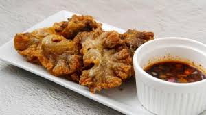 I Ate] Chicharong Bulaklak (Crispy Fried Pork Intestine/Mesentery) : R/Food