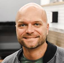 Adam Detamore's Instagram, Twitter & Facebook