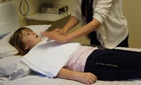 La fibrosis quística es un trastorno heredado que causa daños graves en los pulmones, el sistema digestivo y otros órganos del cuerpo. Fibrose Quistica European Lung Foundation Elf